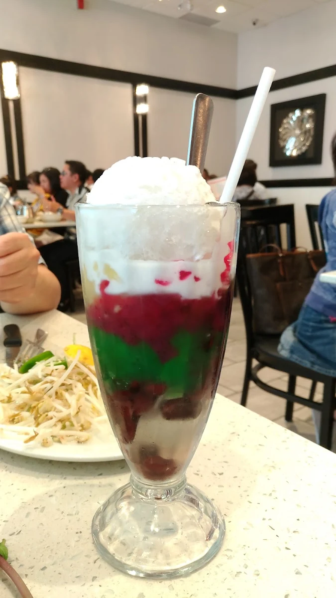 四 色 豆 冰, Thai Son